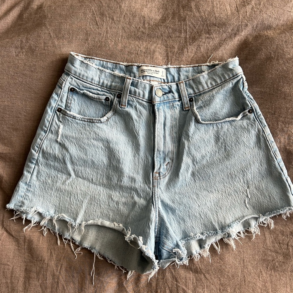 Abercrombie & Fitch the 90s relaxed cutoff shorts high rise